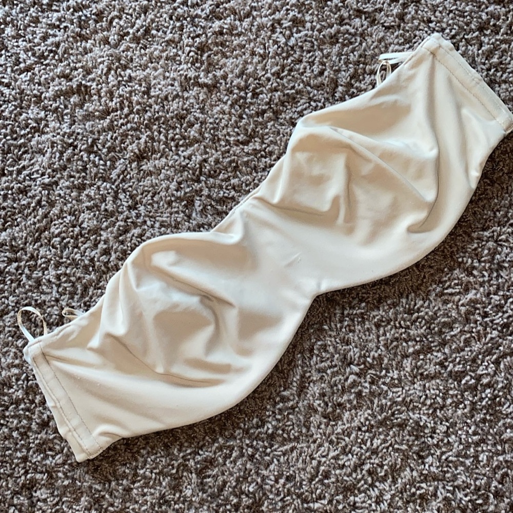 Lilyette Unlined 34DD Strapless Minimizer bra